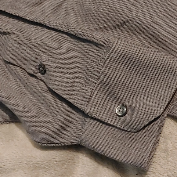 3/$20 Geoffrey Beene Fitted Dress Shirt - Picture 2 of 5